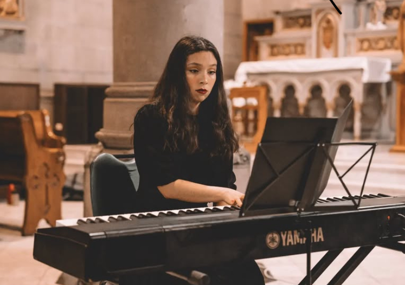 Karla Moya Casto - Santiago - Cantores