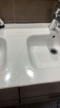 Tile Repair Specialist