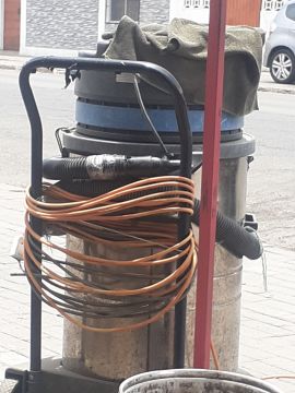 Vacuum Cleaner Repairman