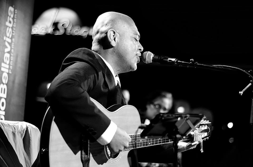Mauro Ralph, música en vivo. - Santiago - Animação com Cantores