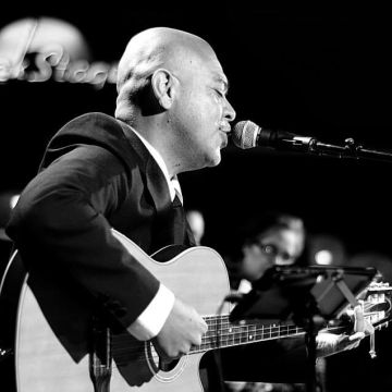 Mauro Ralph, música en vivo. - Santiago - Animação com Cantores