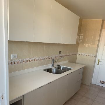 Constructora Fajardo Y Ponce Ltda. - Marga Marga - Baldosas para la cocina