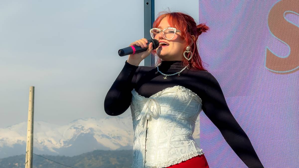 Martina Gonzalez - Santiago - Cantantes