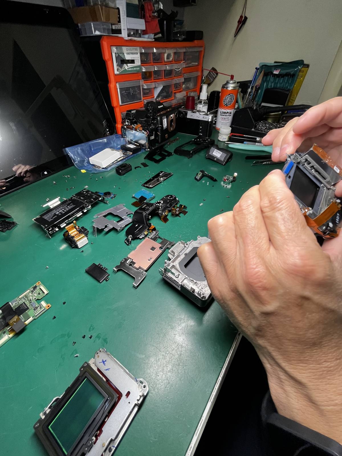 Asatecnic - Santiago - Photography Camera Repairing