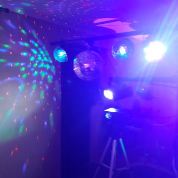 Djonathans Eventos - Chacabuco - DJ para fiesta Quinceañera