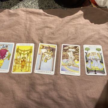 Akasha Tarot - Valparaíso - Tarot Card Reader Entertainment