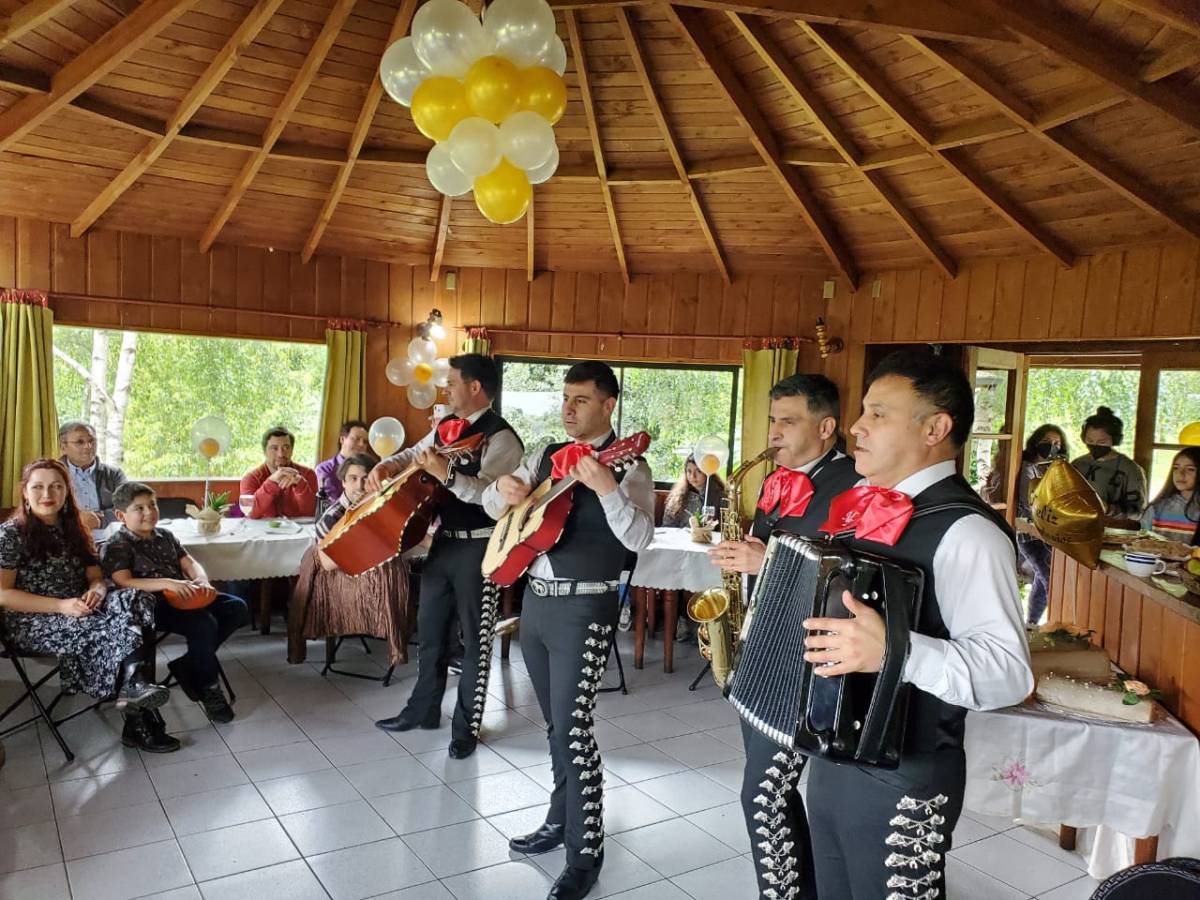 Servicio de serenatas con Mariachis a Domicilio - Osorno - Planificación de fiestas de cumpleaños