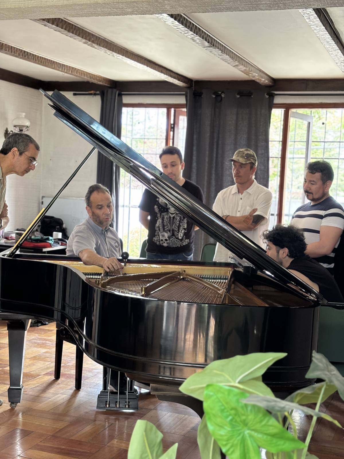 Chilepianos - Santiago - Piano Tuning