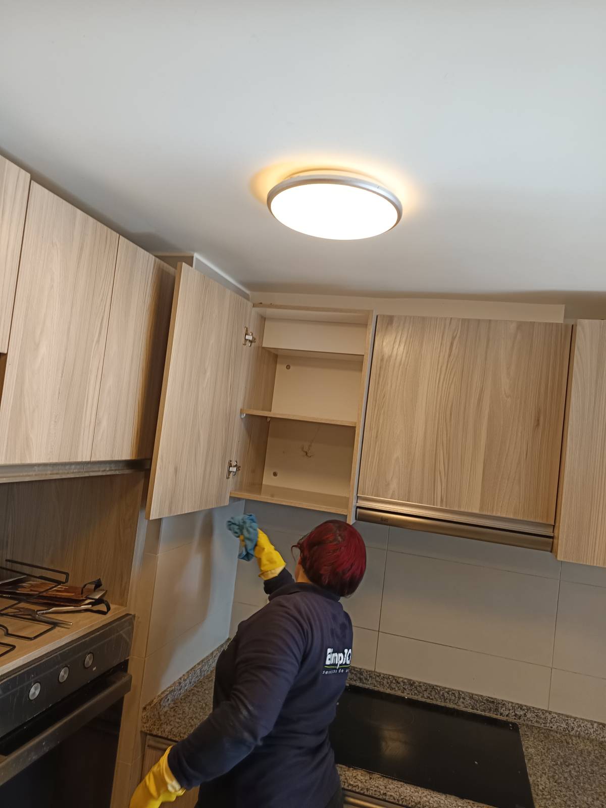 Elimpiq Ltda. - Iquique - Garage Cleaning