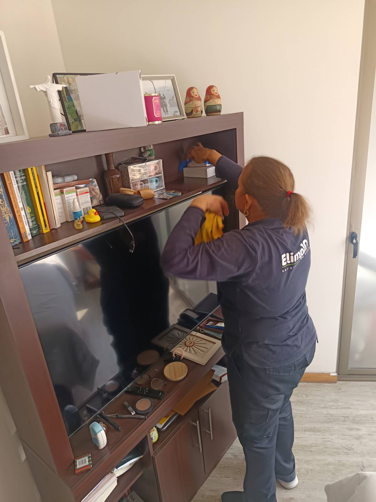 Elimpiq Ltda. - Iquique - Commercial Cleaning