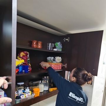 Elimpiq Ltda. - Iquique - Upholstery and Furniture Cleaning