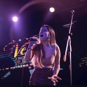 Antonia Quinteros - Santiago - Cantantes