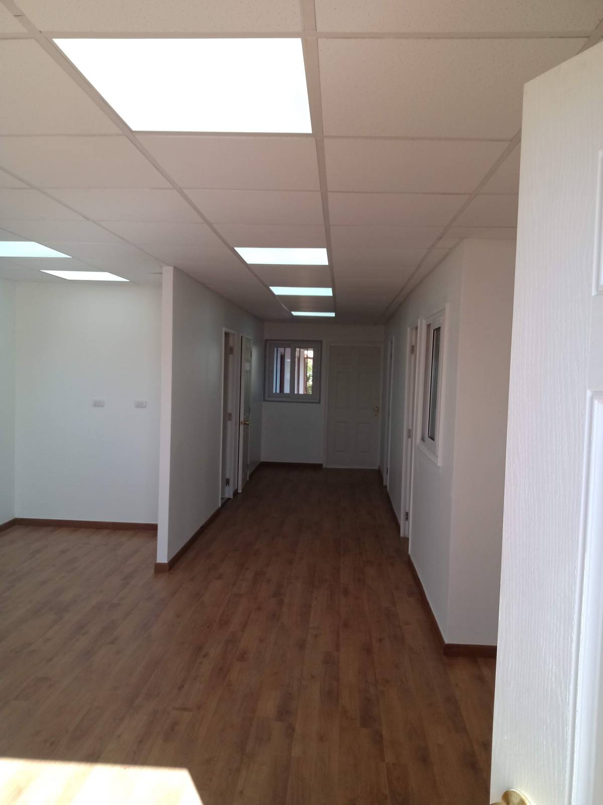 Undurraga & Parra Construcciones - Santiago - Reparación de Puerta de Madera