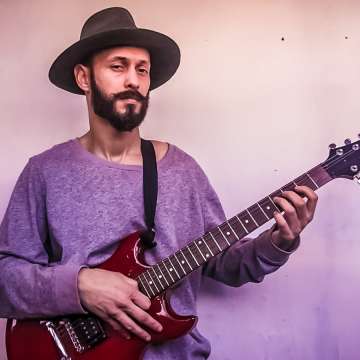 Elian Espinoza Music - Valparaíso - Sound Editing