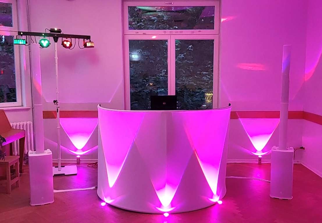 Soulkrates | Lieblings-DJ - Berlin - Wedding Services