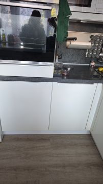 Küchenarbeitsplatte reparieren oder ausbessern