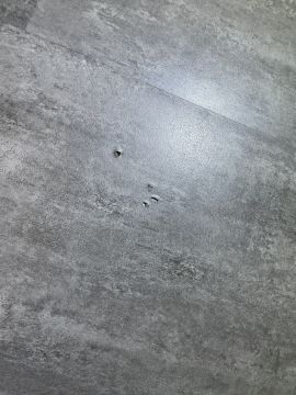 Especialista en suelos de vinilo o laminados para reparación o reemplazo parcial