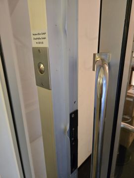 Door Repairman