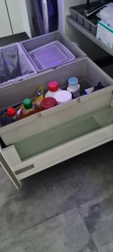 Handyman for Cabinet Repair