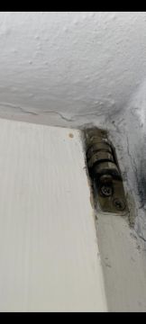 Handwerker für Türreparaturen