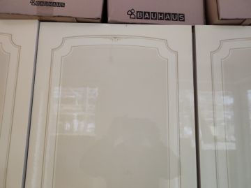 Schrank reparieren