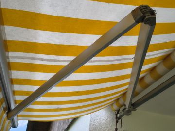 Awning Repairman