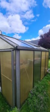 Greenhouse Specialist