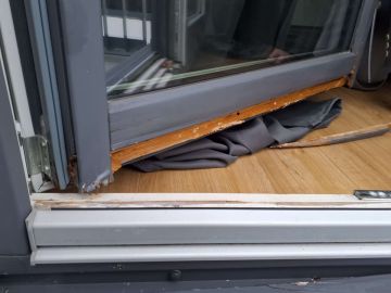 Fachmann für Türmontage