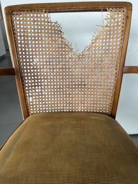 Retouche de meubles