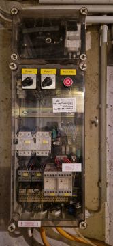 Techniker für Hebeanlagen