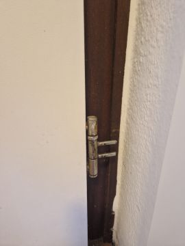Handwerker für Türreparaturen