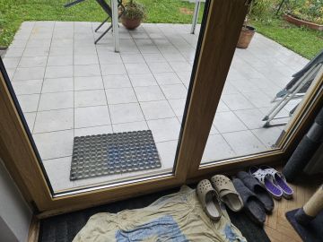 Fachmann für Katzenklappen
