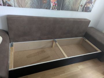 Möbel reparieren