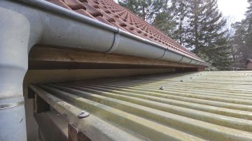Terrassenüberdachung montieren