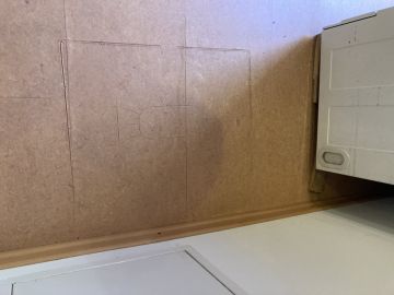 Vinyl or Linoleum Repair Specialist