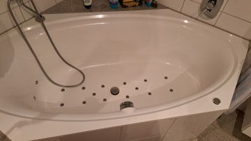 Whirlpool und SPA-Anlage reparieren - Pools, Whirlpools und Sauna