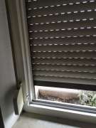 Handwerker für die Reparatur von Fensterläden - Haus