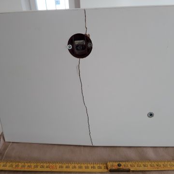 Möbel reparieren
