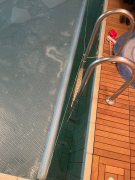 Reinigungskraft (für Pool- und SPA-Anlagen)