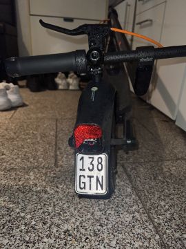  Scooter Technician