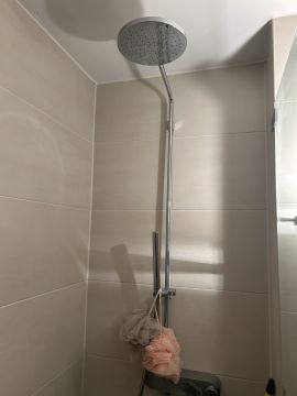 Dusche oder Badewanne reparieren