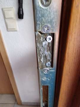 Door Repairman