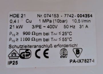 Techniker für Durchlauferhitzer