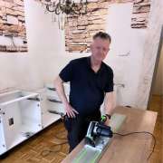 Ivica Grgic - - Fitnessgeräte montieren