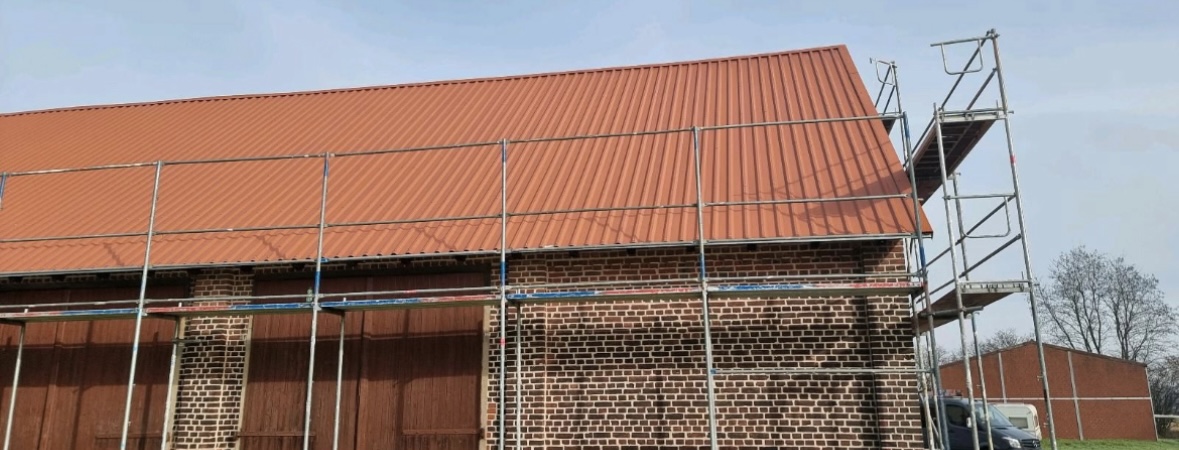 Dachdeckerei Gabriel hat die Kapazitäten frei und die nötige Fachleute für ihr Dach. - Dortmund - Roof Installation or Replacement