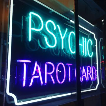 Nicole Krüger | Tarot Online & Spirituelle Lebensberatung - Wetteraukreis - Psychologische Beratung