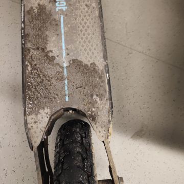 Réparation de trottinettes électriques