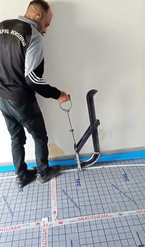 Bismillah – Fußbodenheizung & Wärmepumpe - Remscheid - Whirlpool und SPA-Bereich Aufbau