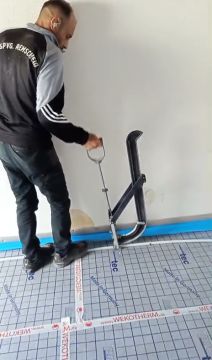 Installateur für Fußbodenheizungen - Haus