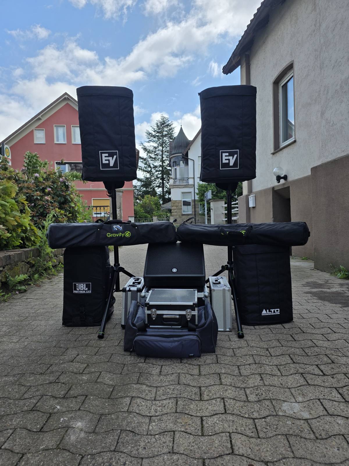 Vitalii Kibysh - Herford - Audio Equipment Rental for Events